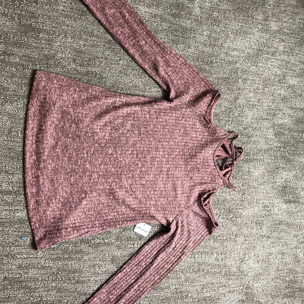 Cute raspberry color long sleeve